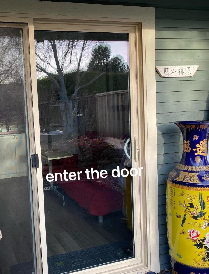 Xanadu 世外桃源 Villa Tsawwassen Esterno foto