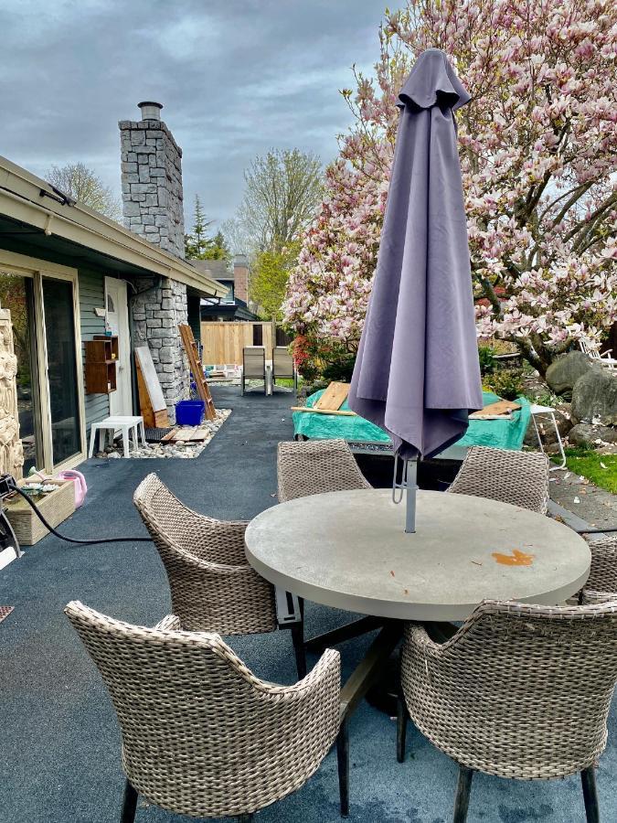 Xanadu 世外桃源 Villa Tsawwassen Esterno foto
